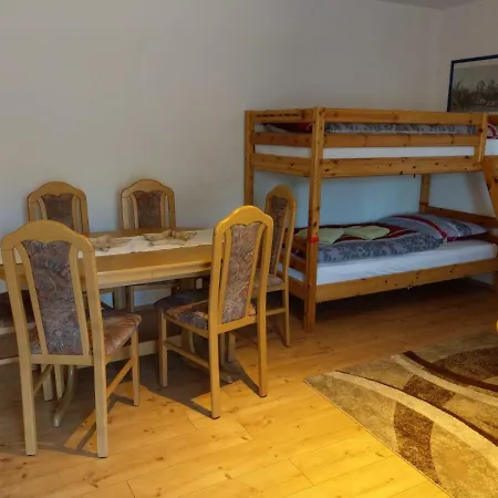 Ferien Paradies Апартаменты *