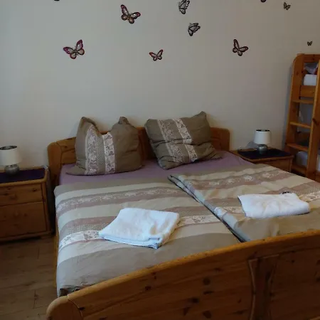 Апартаменты Ferien Paradies Байрсброн